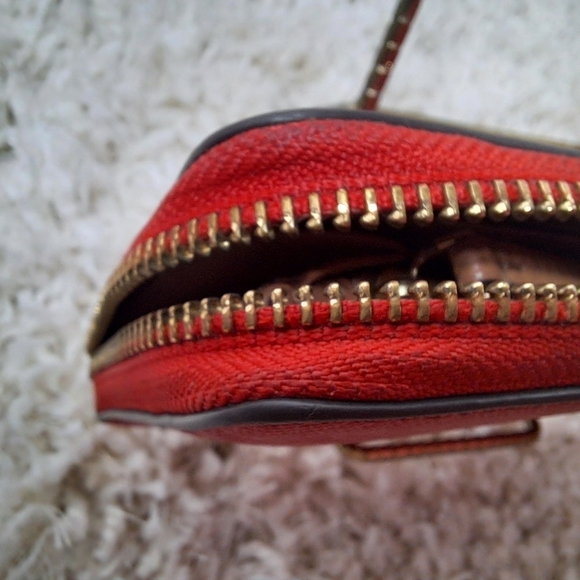 Tory burch Saffiano red wallet EUC - Picture 2 of 5